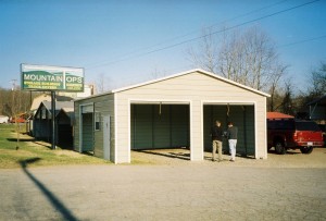 deluxe-two-car-garage